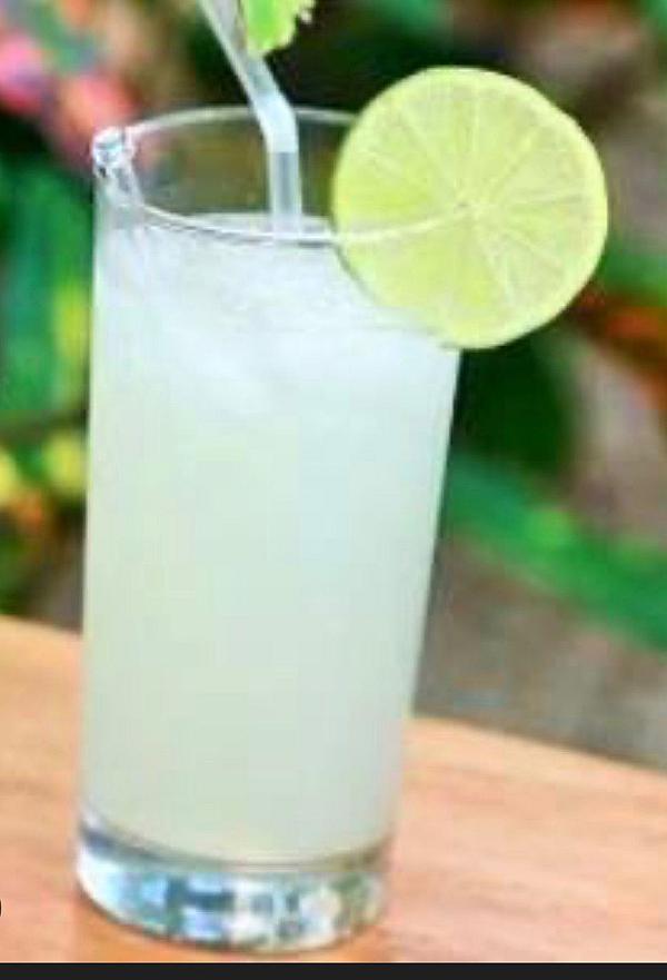 SUCO NATURAL DE LIMÃO